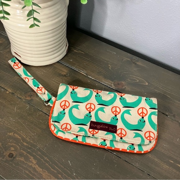 Bungalow 360 Vegan Natural Canvas Wristlet Seal Peace Sign Print Colorful Boho - Picture 1 of 7